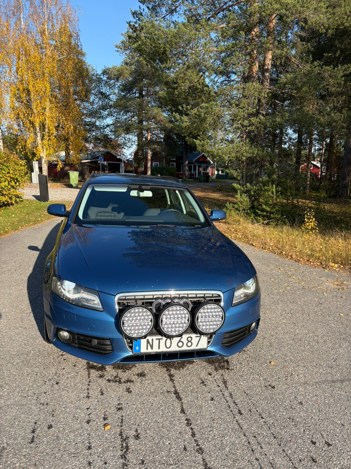 Audi A4 2012, bild 2/9