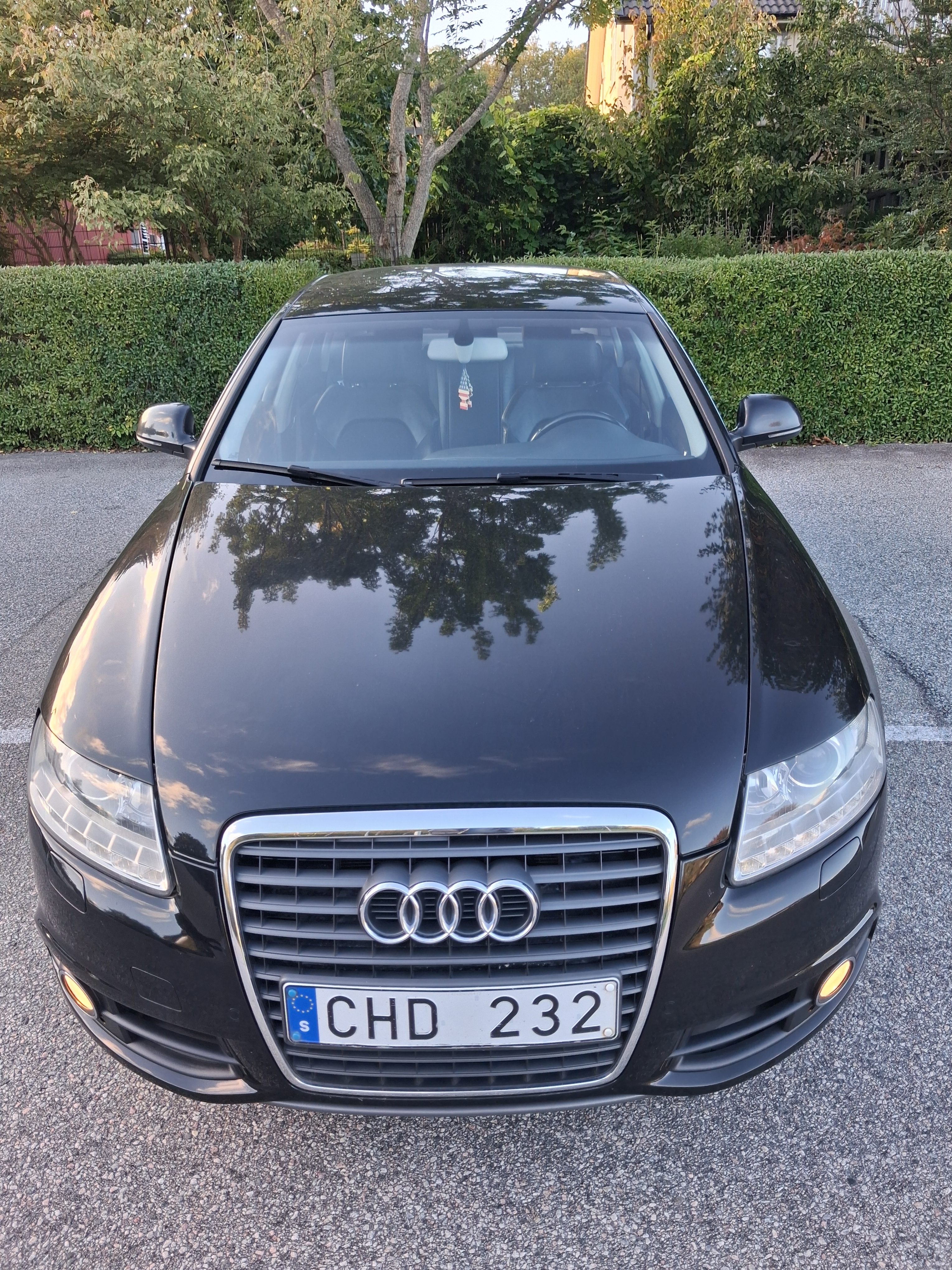 Audi A6 Sedan 2.0 TDI e Manuell 2011, bild 2/10