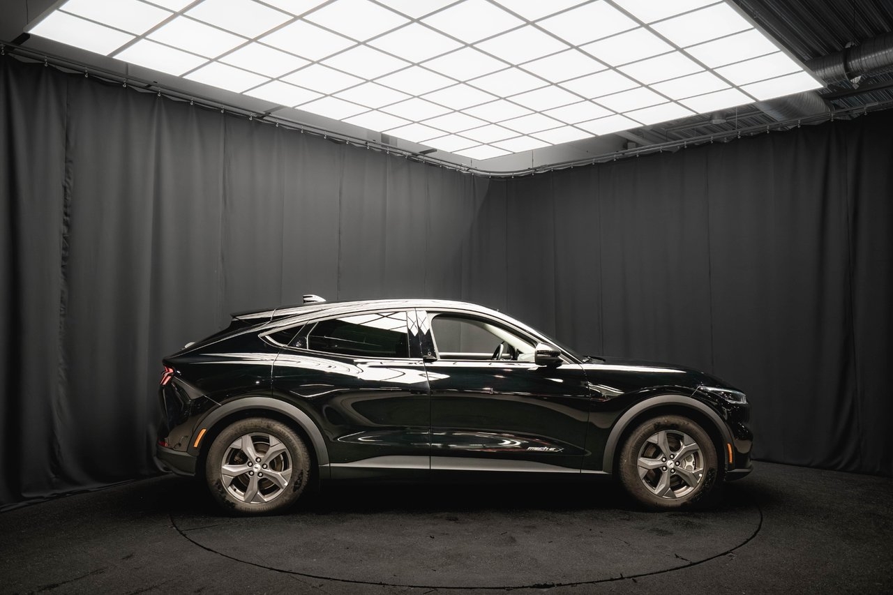 Ford Mustang Mach-E 2022, bild 6/10