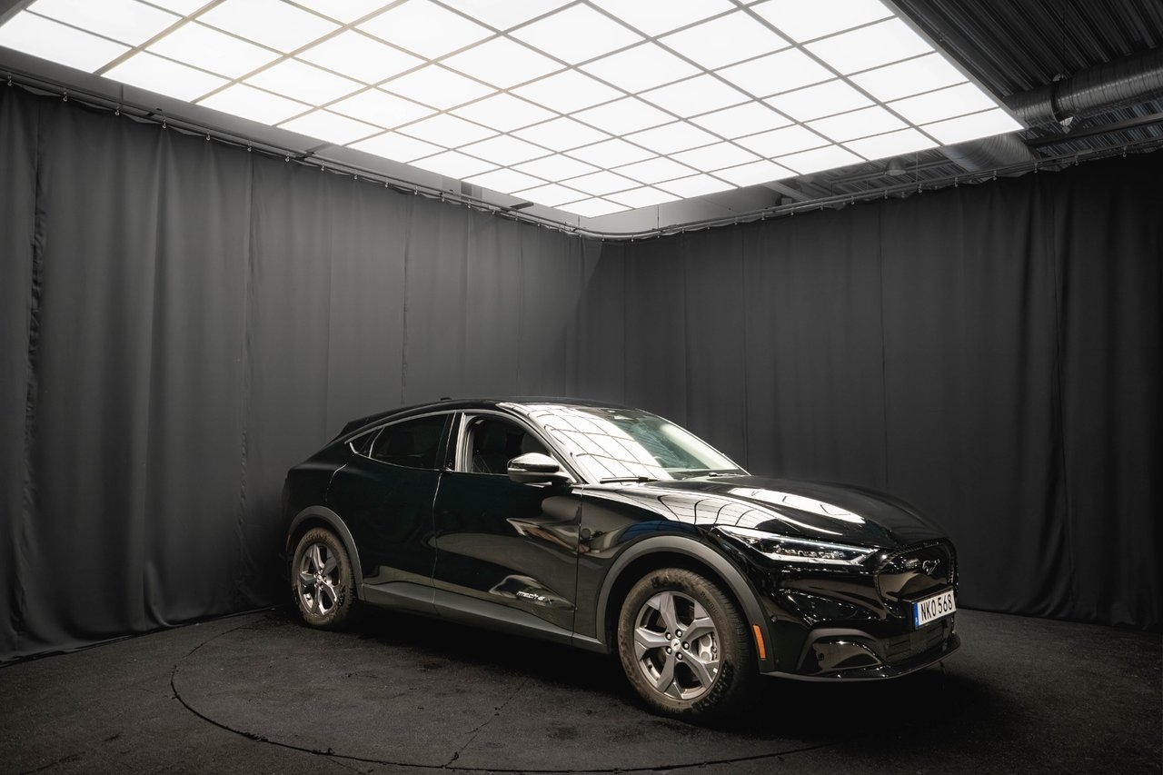 Ford Mustang Mach-E 2022, bild 5/10