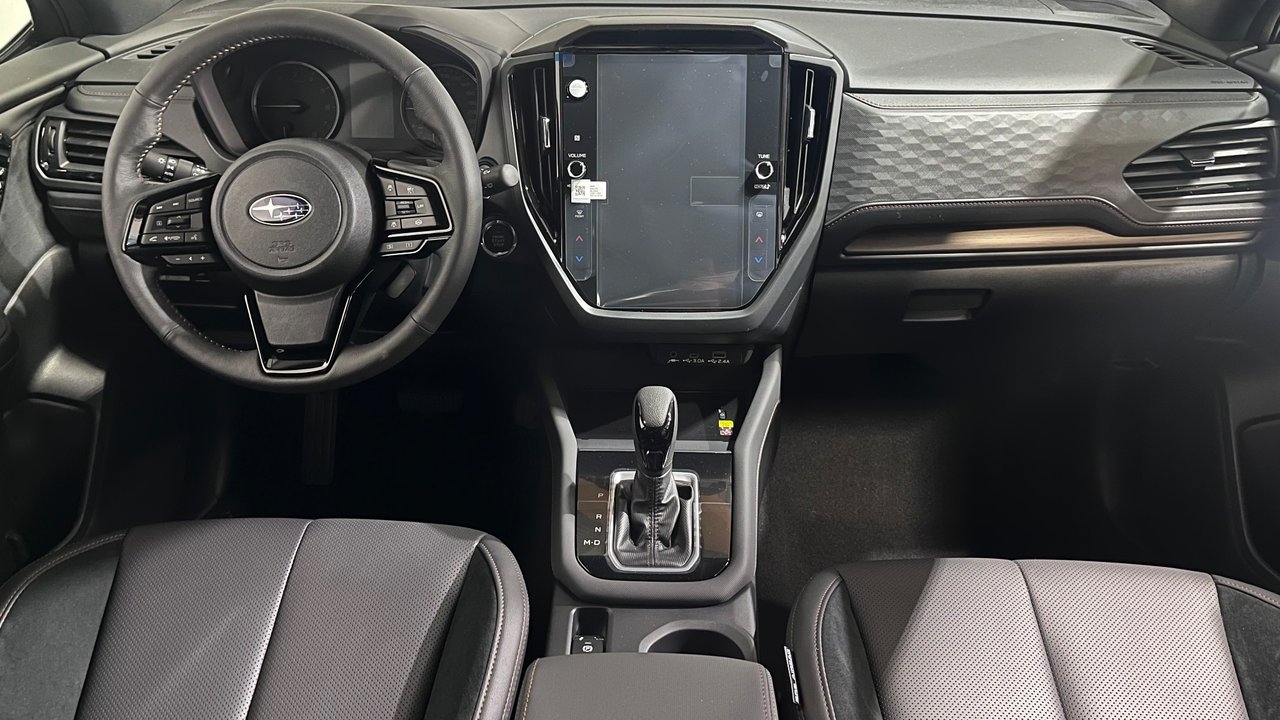 Subaru Forester e-Boxer Limited 2026, kuva 7/10