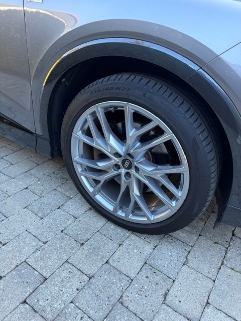 Audi Q4 e-tron 40 2023, photo 4/9