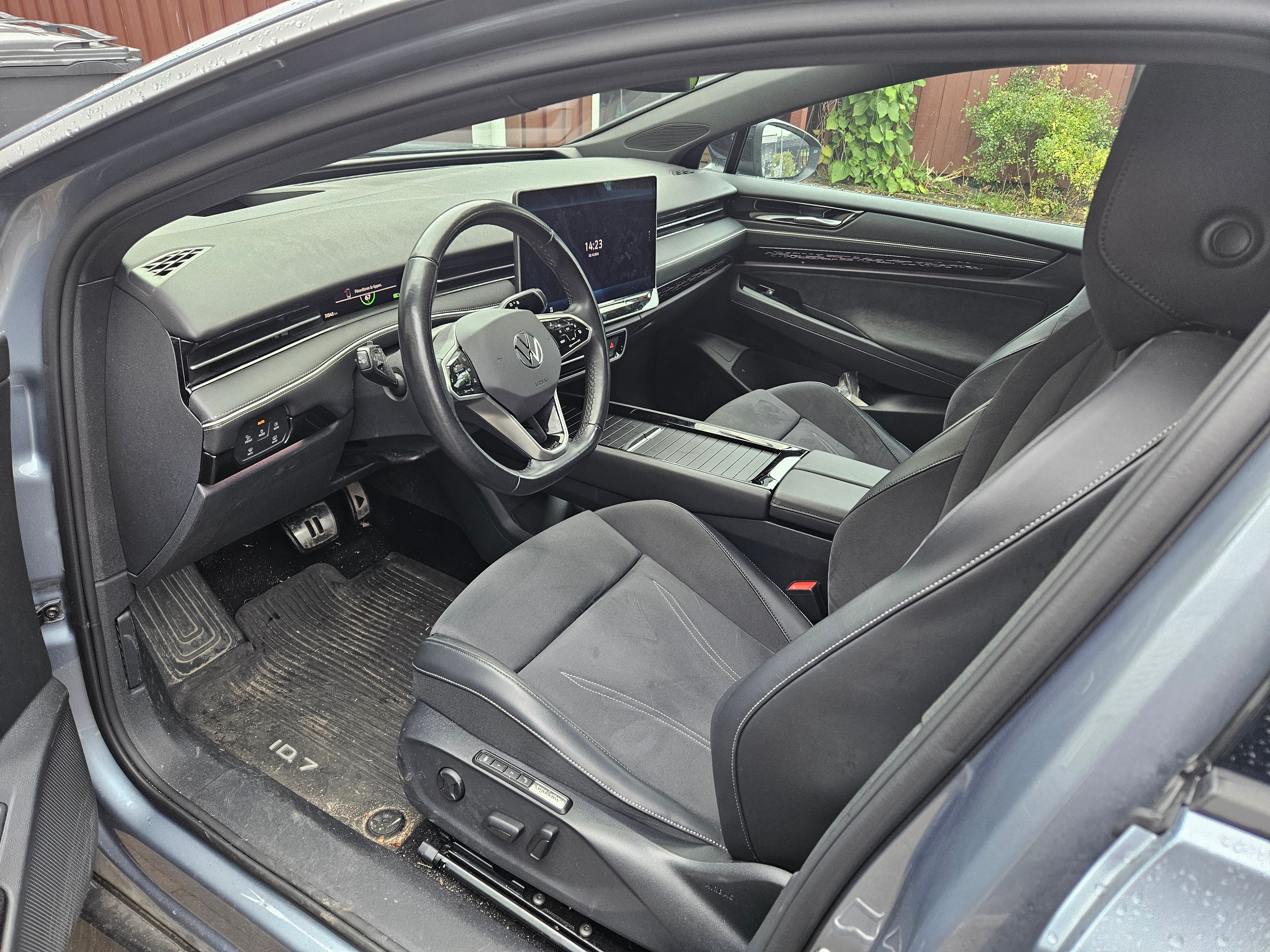 Volkswagen ID.7 Pro S Tourer 2025, bild 4/4
