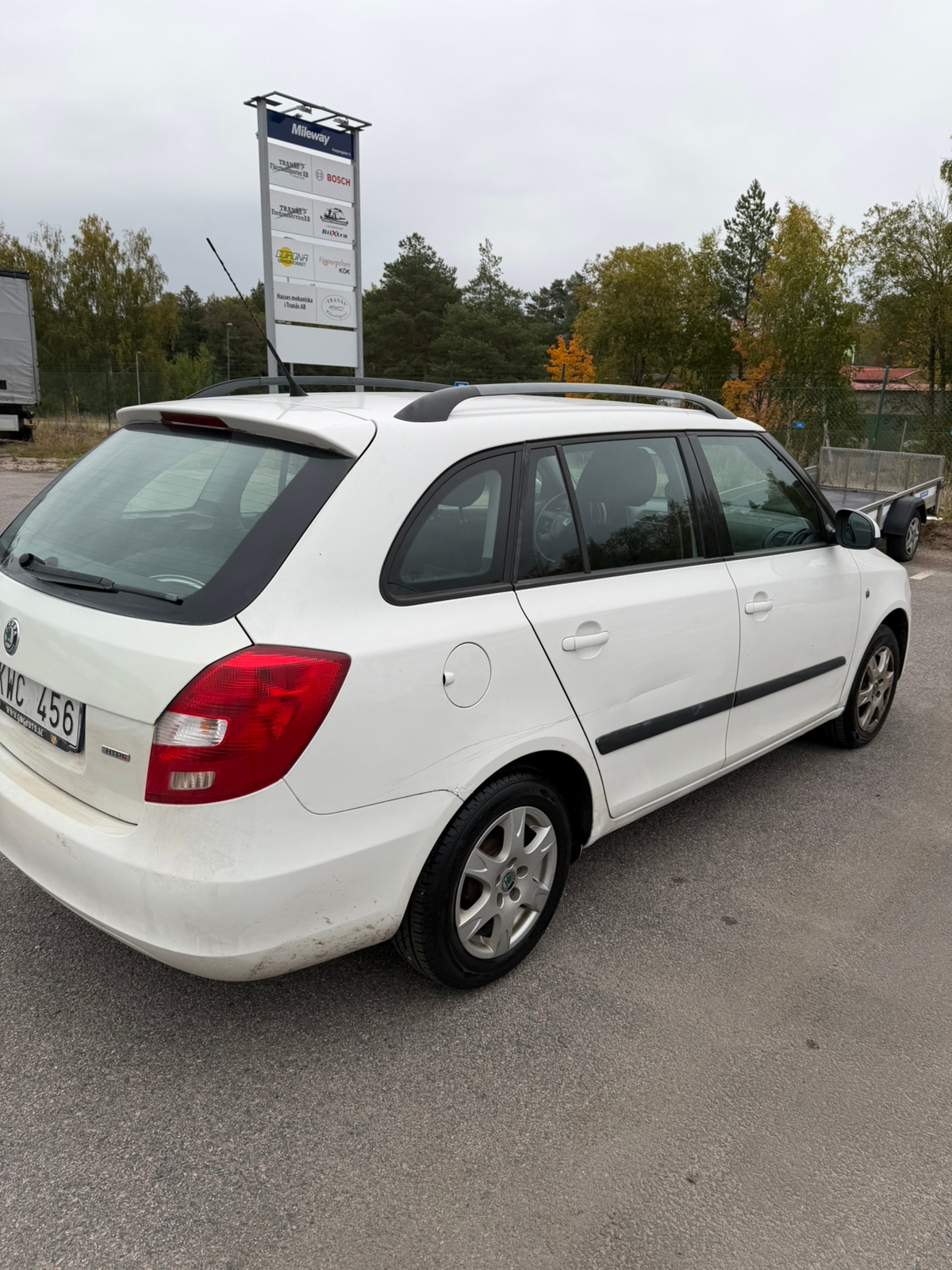 Skoda Fabia Kombi 1.2 12v Manuell 2011, bild 3/5