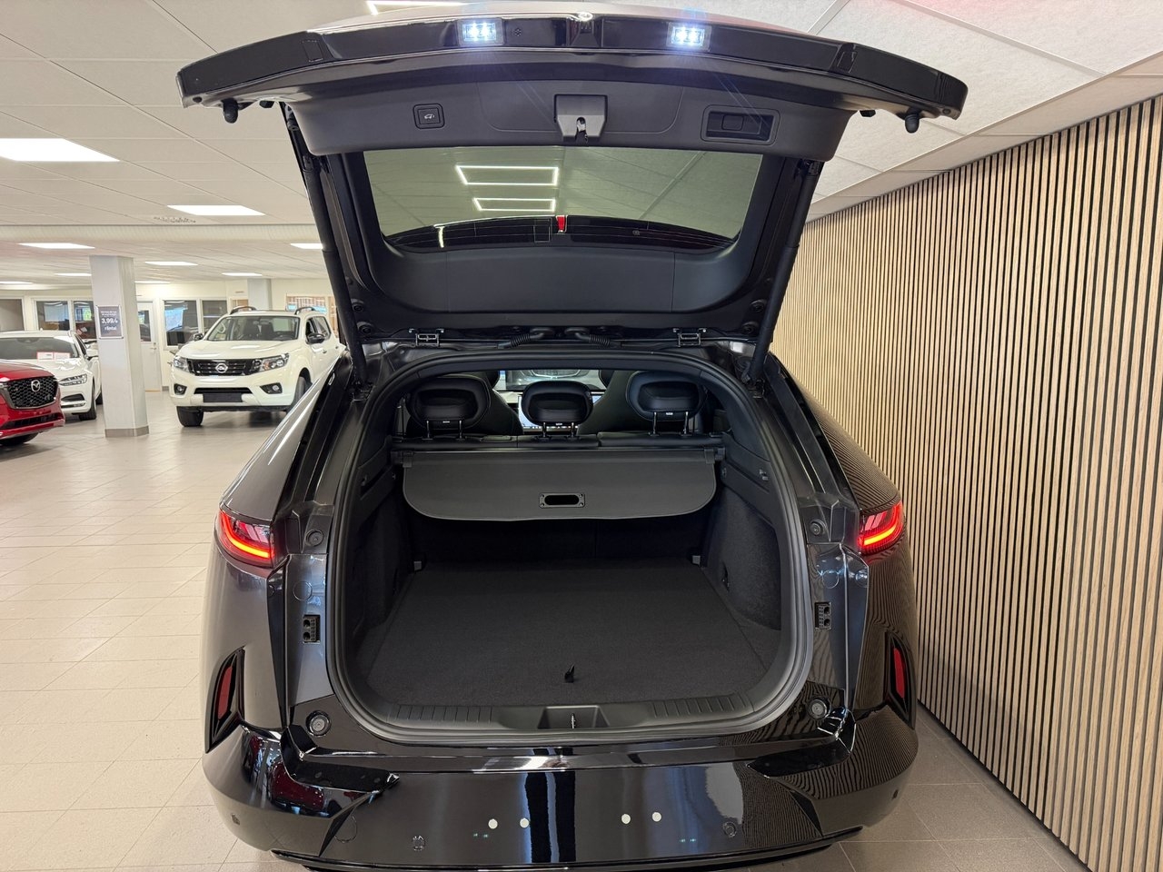 Mazda CX-6e 2026, kuva 4/10