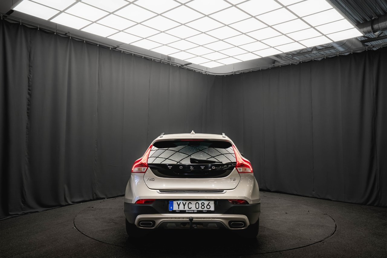 Volvo V40 Cross Country 2019, kuva 7/10