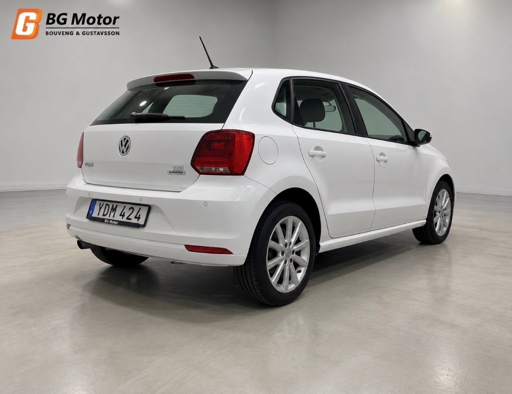 Volkswagen Polo 2016, photo 6/10