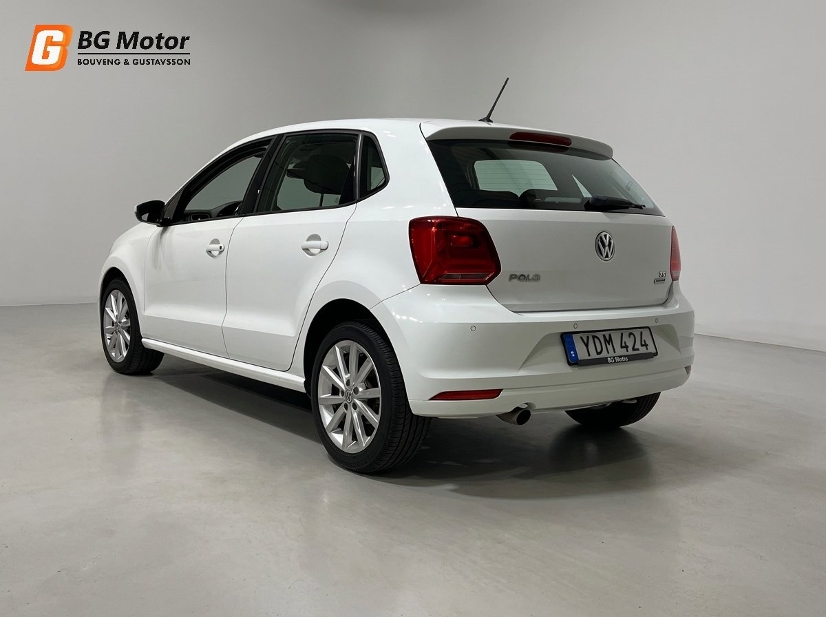 Volkswagen Polo 2016, photo 4/10