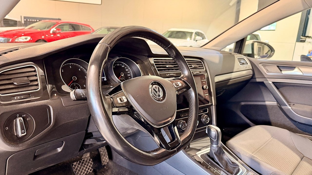 Volkswagen Golf 2019, bild 7/10