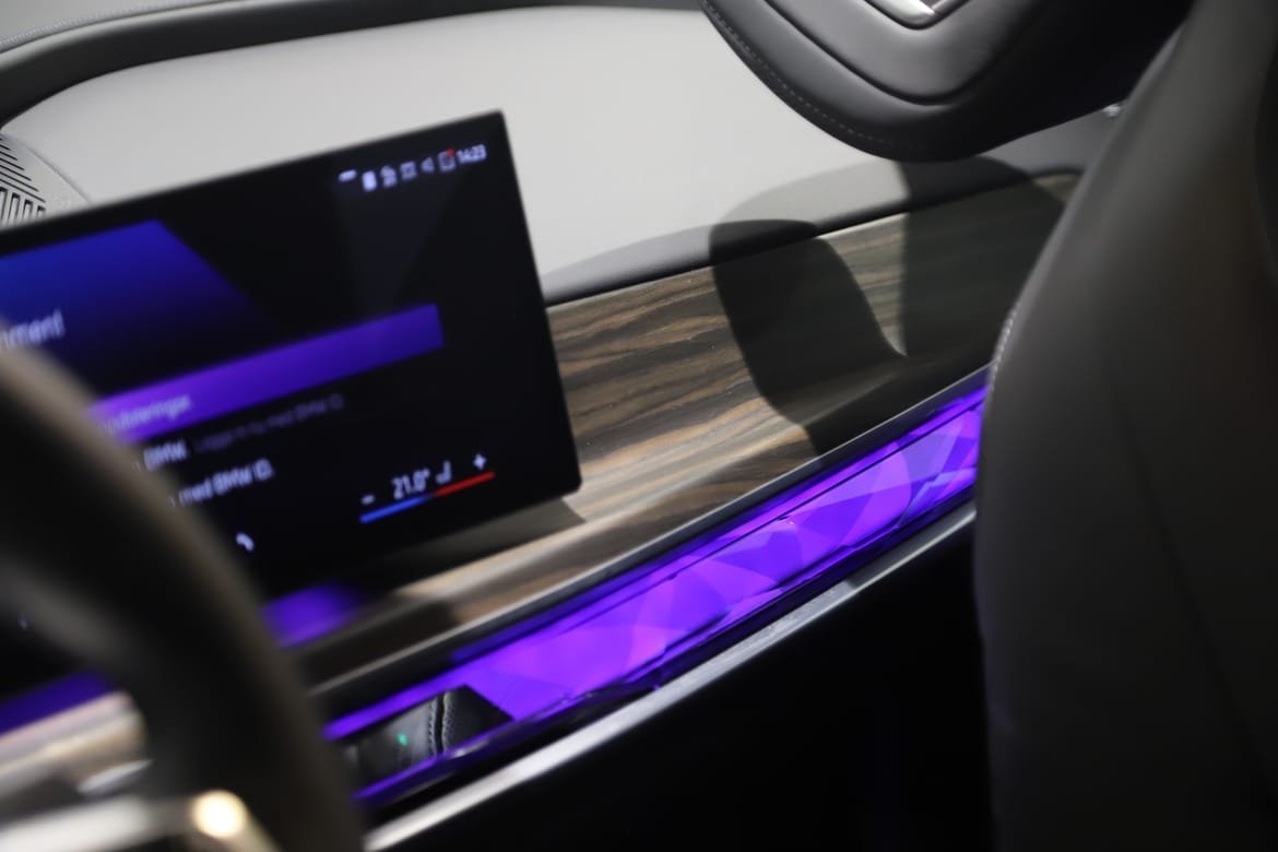 BMW i7 2024, kuva 6/10