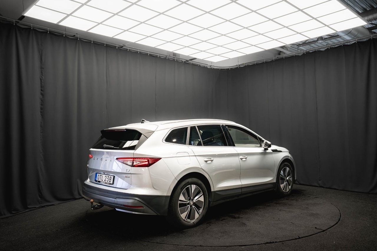 Skoda Enyaq 80x PLUSPAKET DRAG 2023, bild 7/10