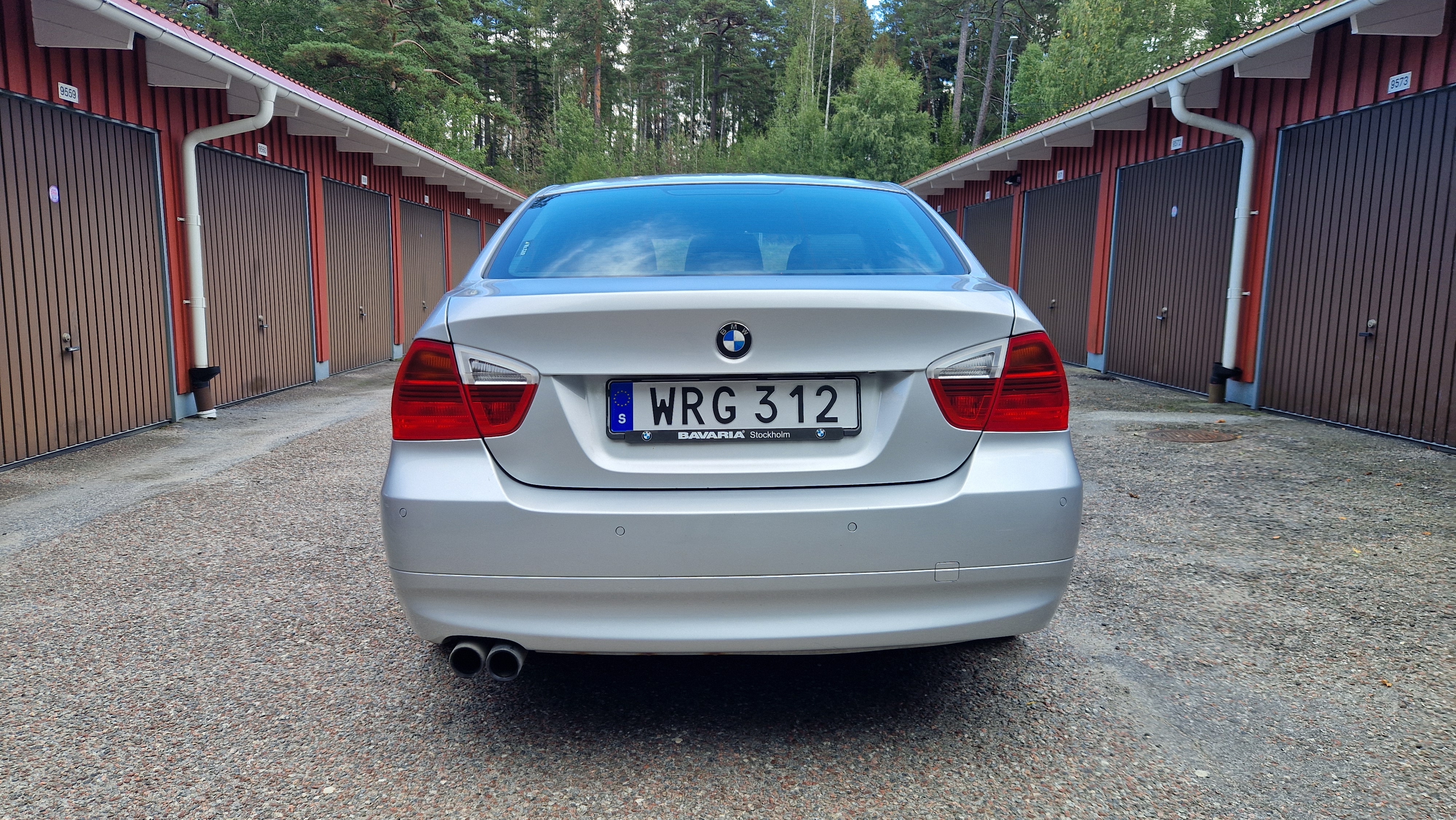 BMW 330 i Sedan Manuell 2005, kuva 4/10