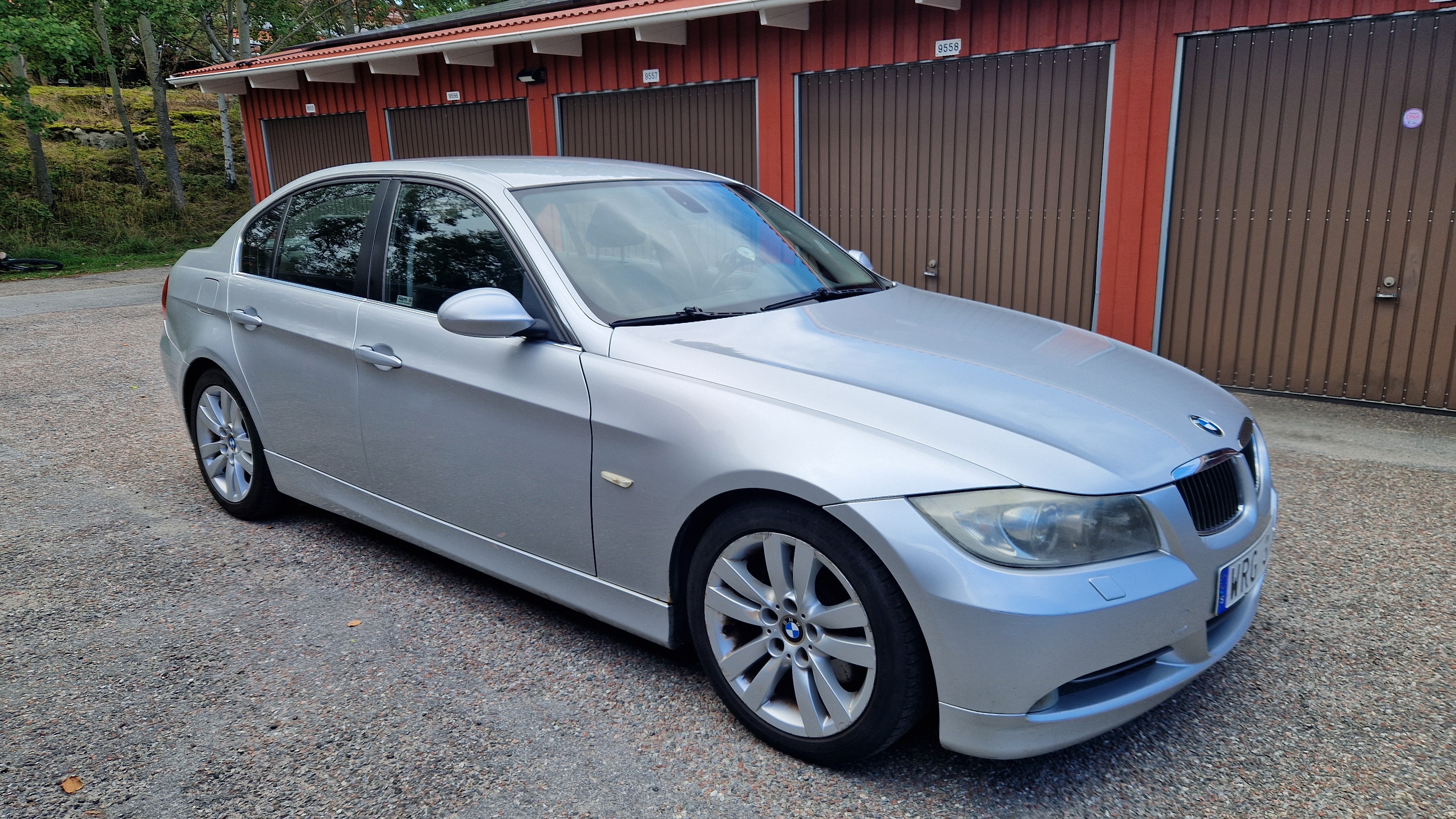 BMW 330