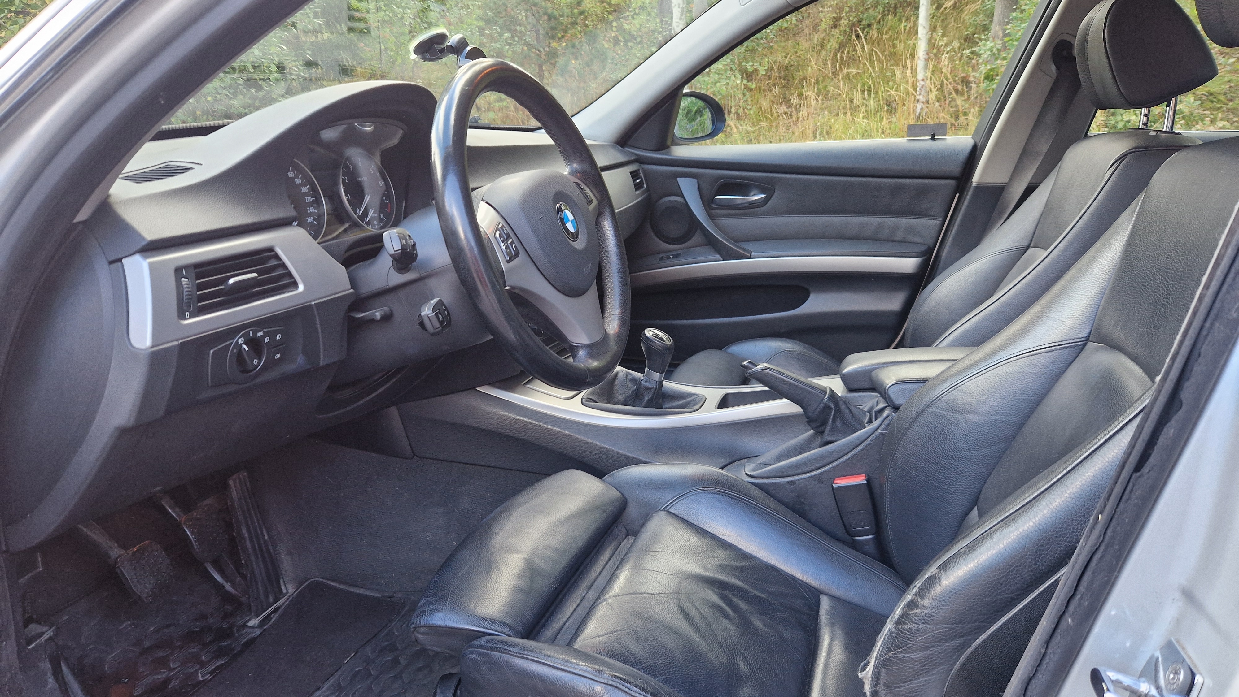BMW 330 i Sedan Manuell 2005, kuva 6/10