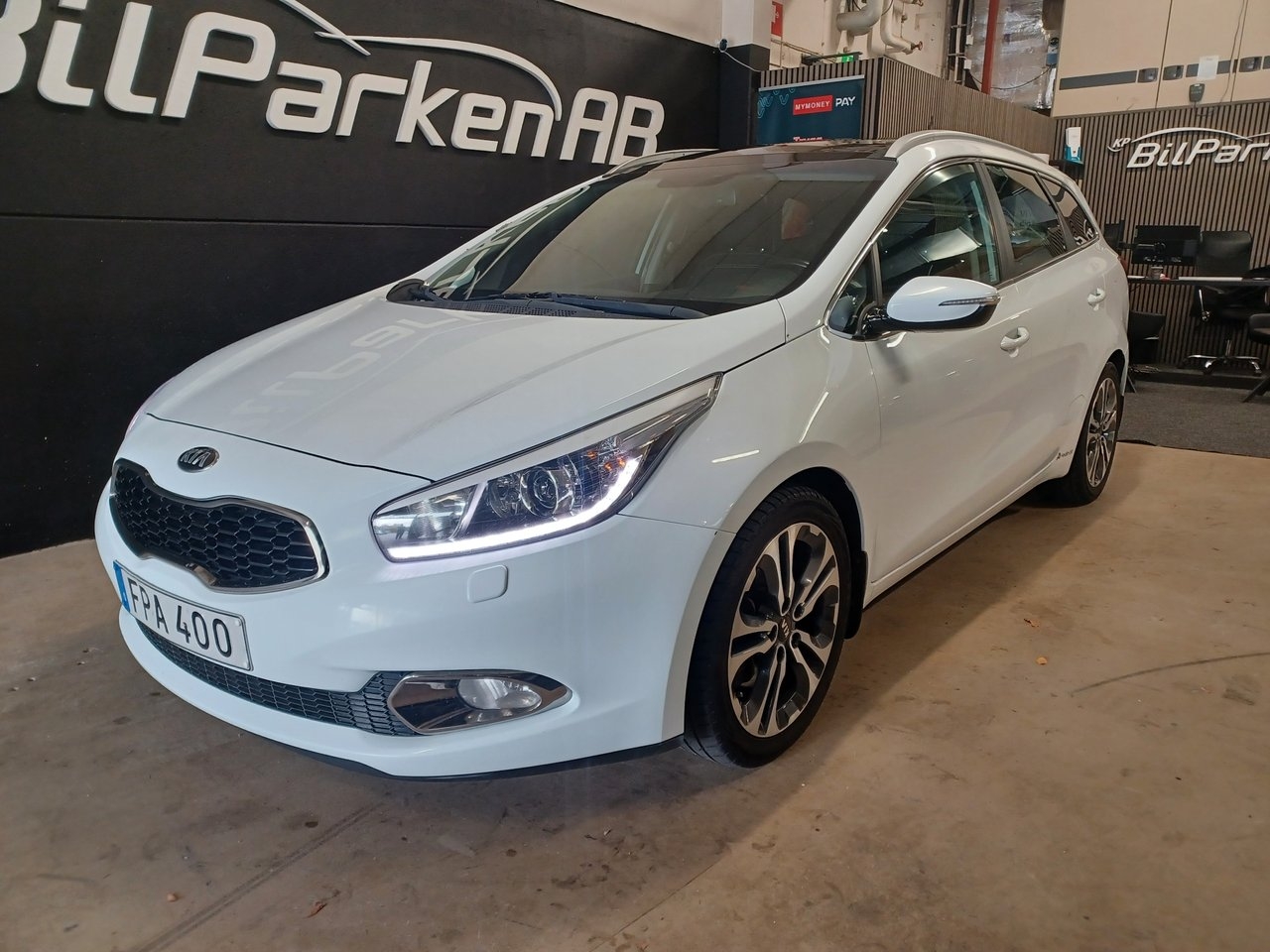 Kia Ceed 2015, bild 2/10