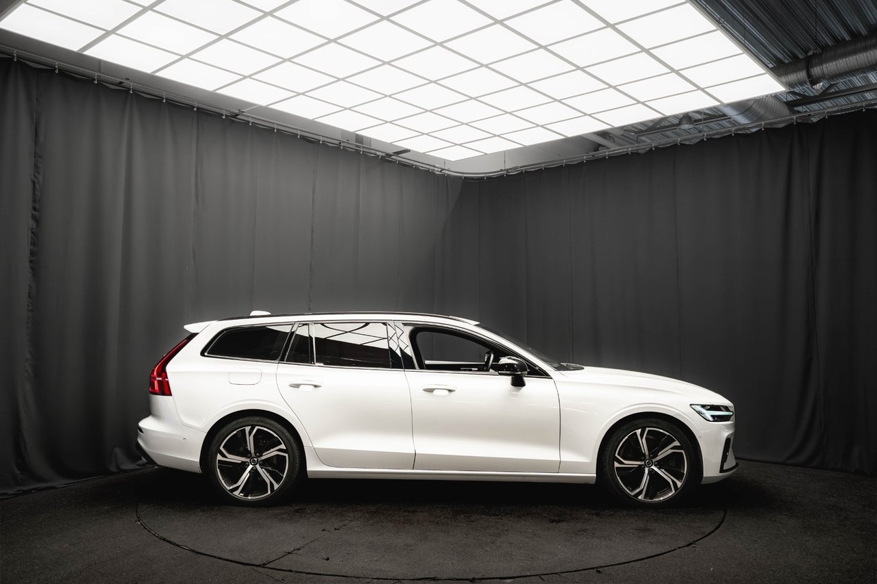 Volvo V60 2023, kuva 6/10