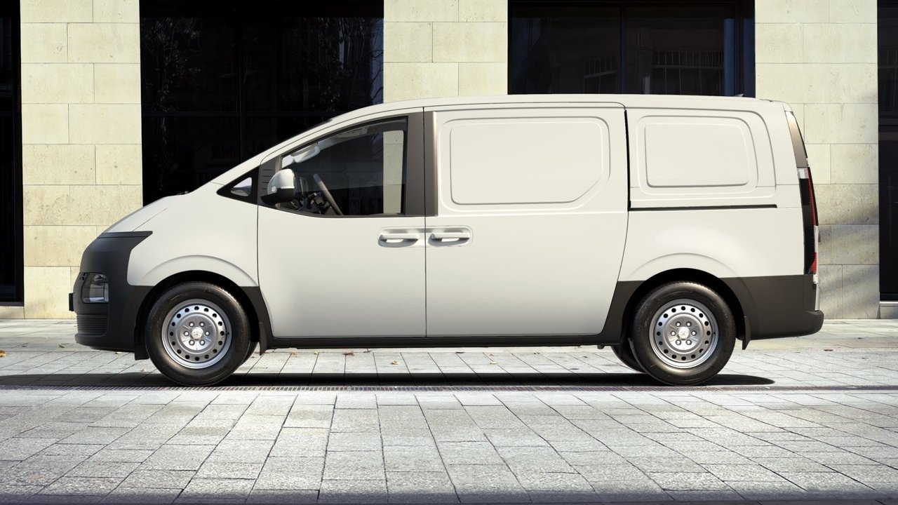 Hyundai Staria 84kWh CARGO 3-SITS 2027, bild 3/10