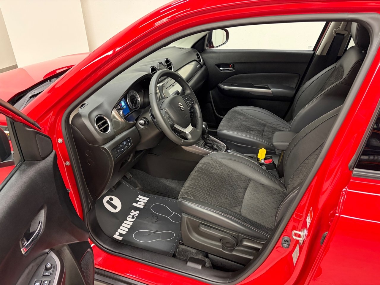 Suzuki Vitara 2023, bild 7/10