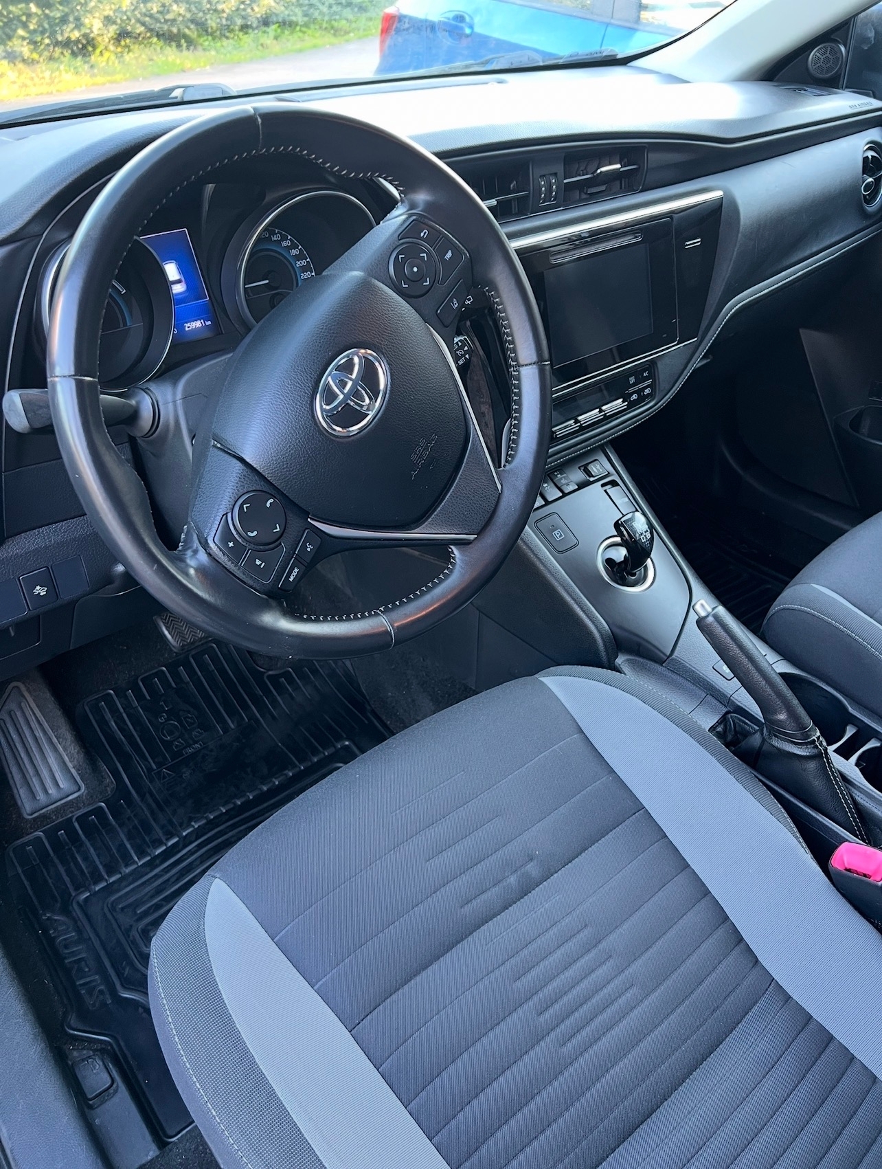 Toyota Auris Touring Sports Hybrid e-CVT 2016, bild 5/10