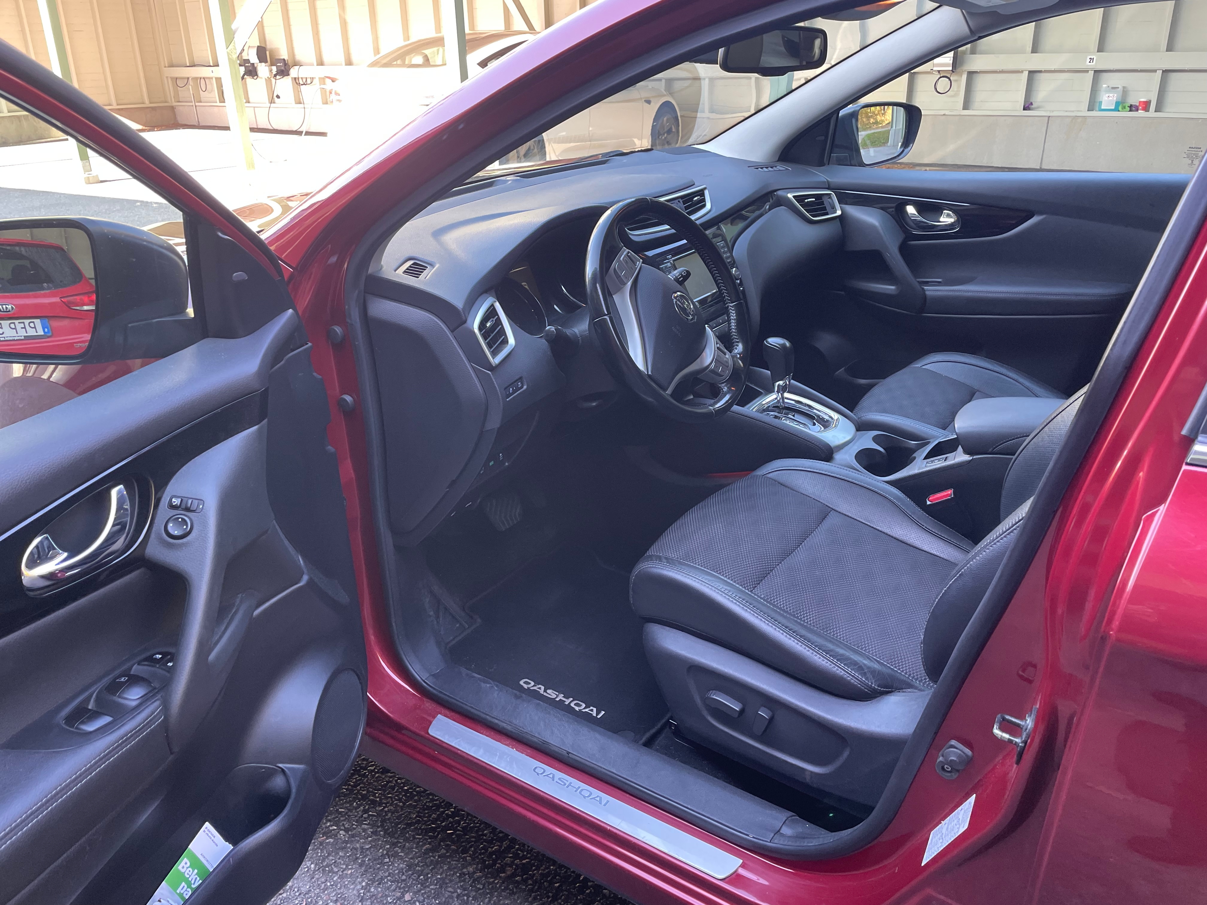 Nissan Qashqai 2017, photo 6/10
