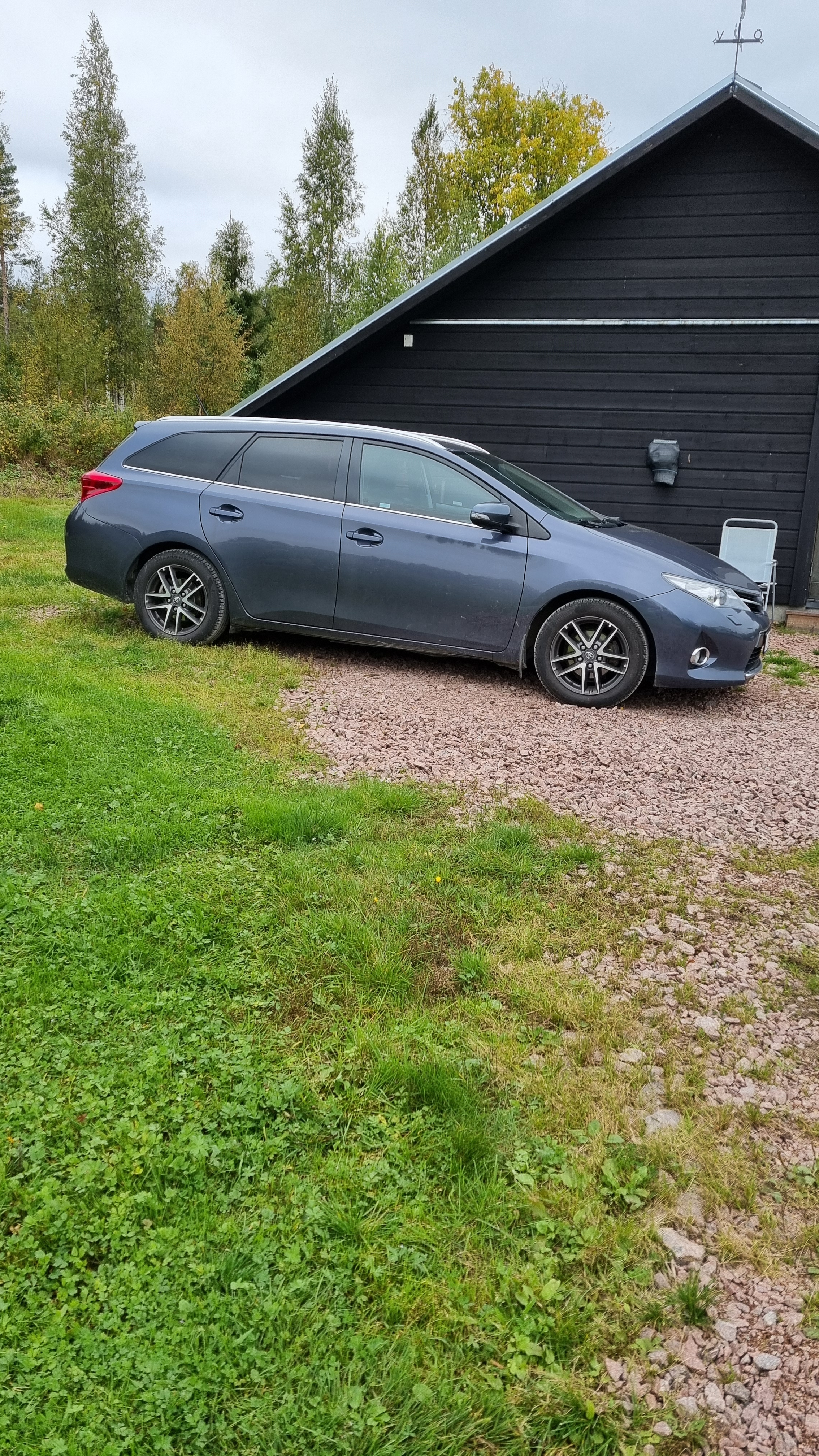 Toyota Auris 2015, bild 3/10