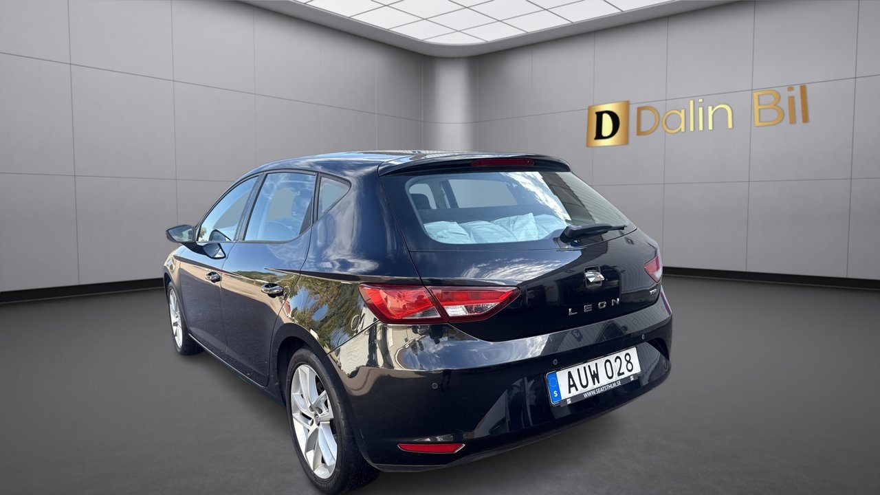 Seat Leon 1.2 TSI 110hk 2015, bild 2/10