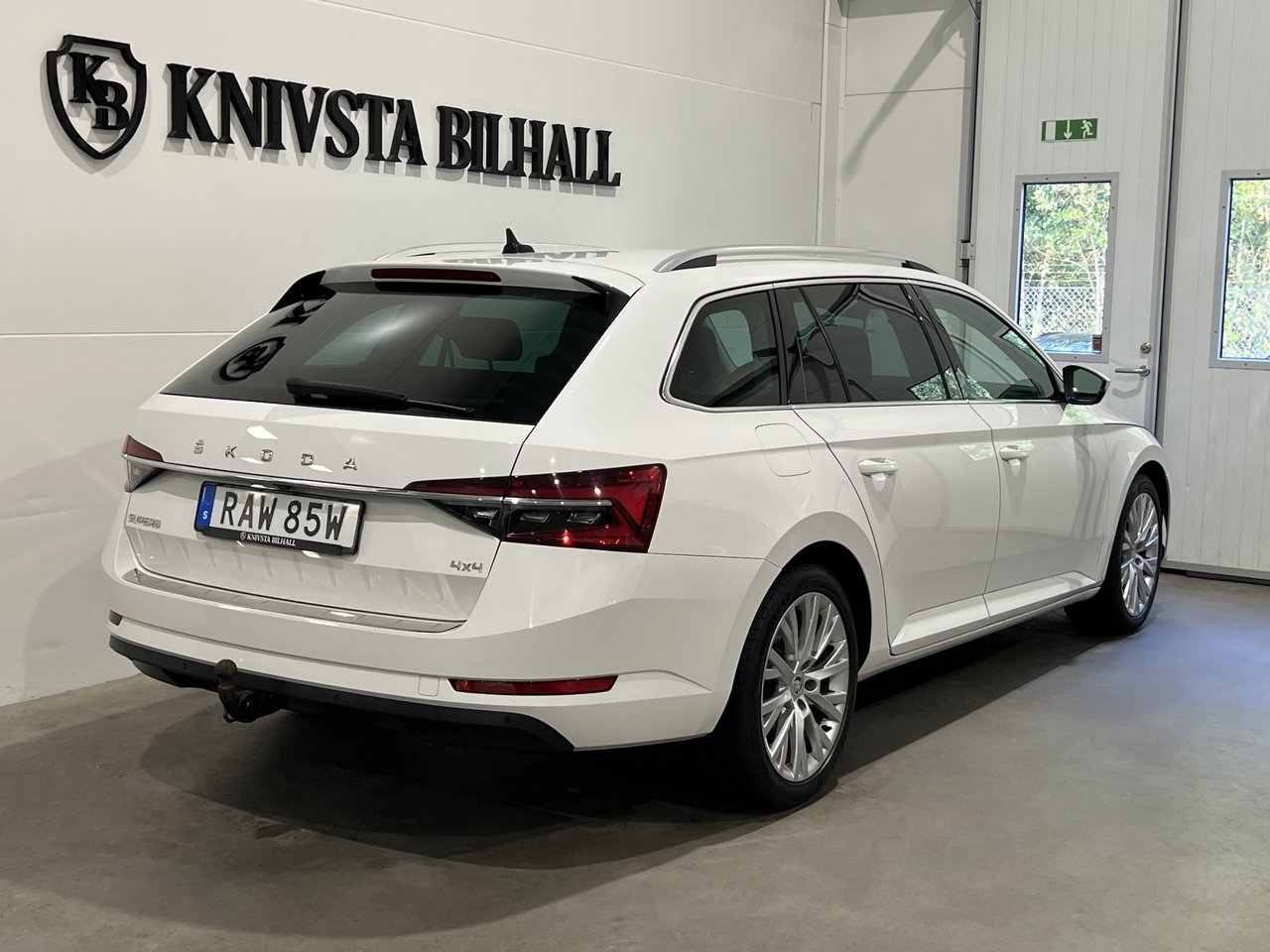 Skoda Superb 2021, bild 4/10