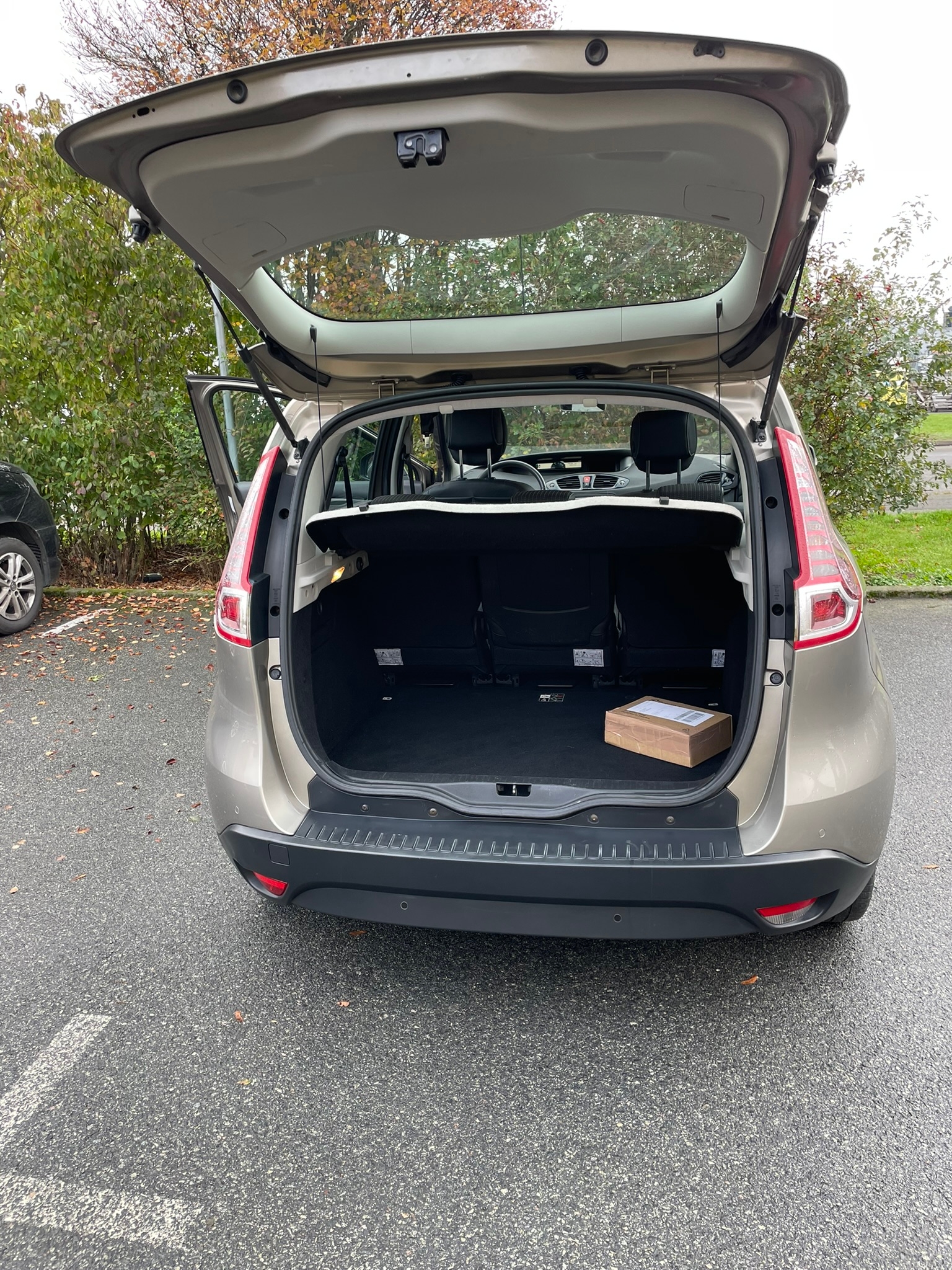 Renault Scenic III 1.5 dCi Manuell 2011, kuva 4/10
