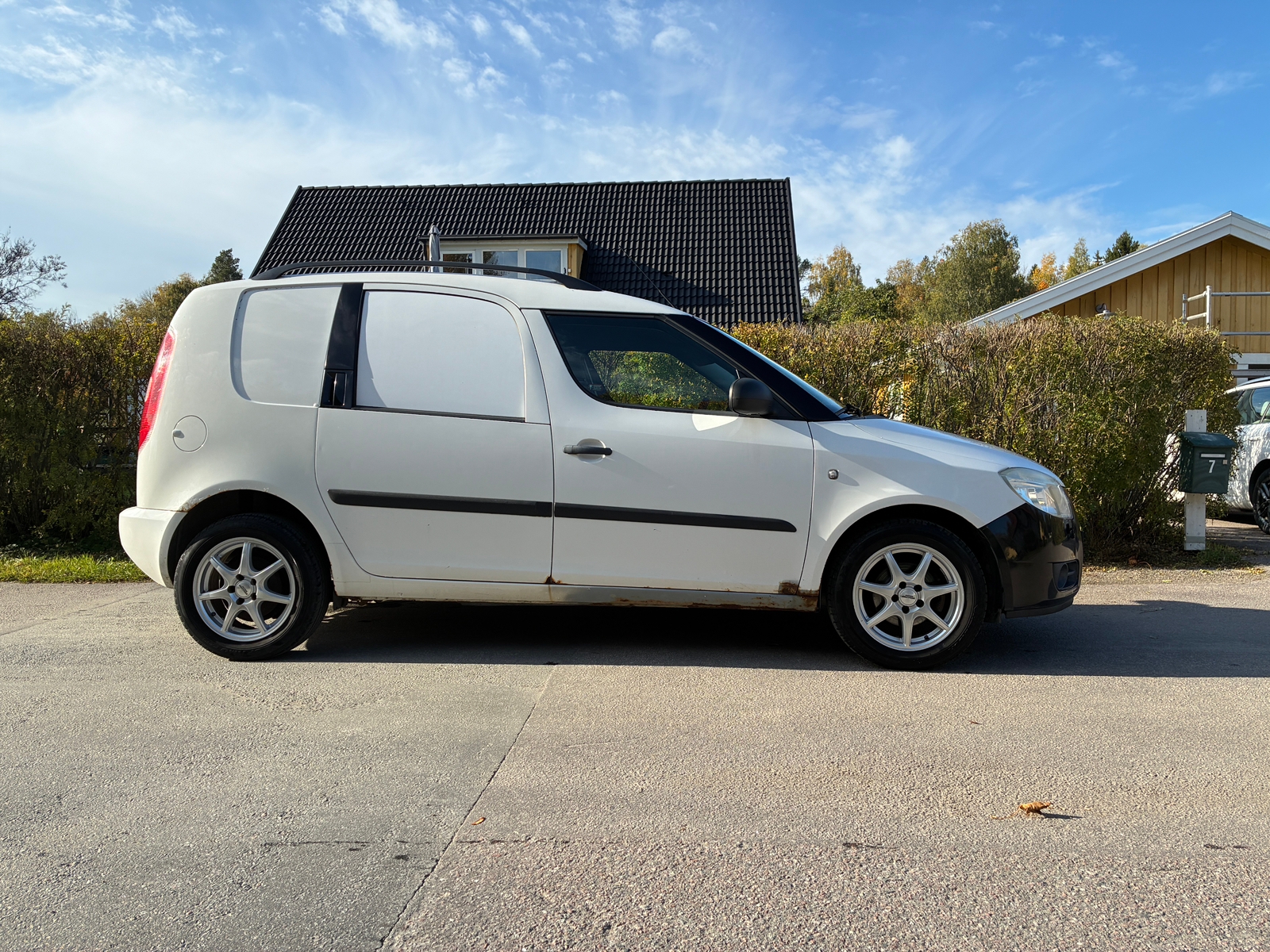 Skoda Roomster Praktik 1.2 12v Manuell 2008, bild 2/7