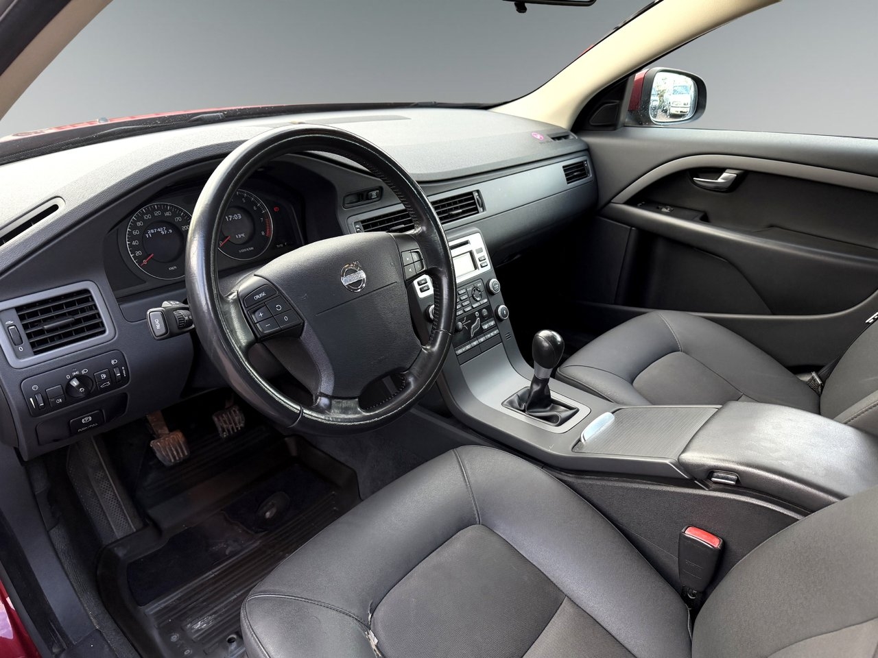 Volvo V70 2.0F Manuell 2008, bild 7/9