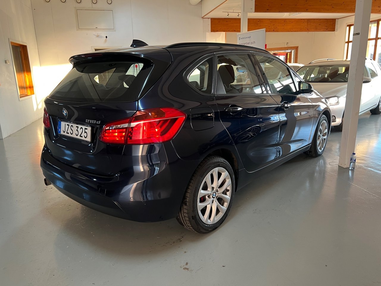 BMW 218 2016, bild 5/10