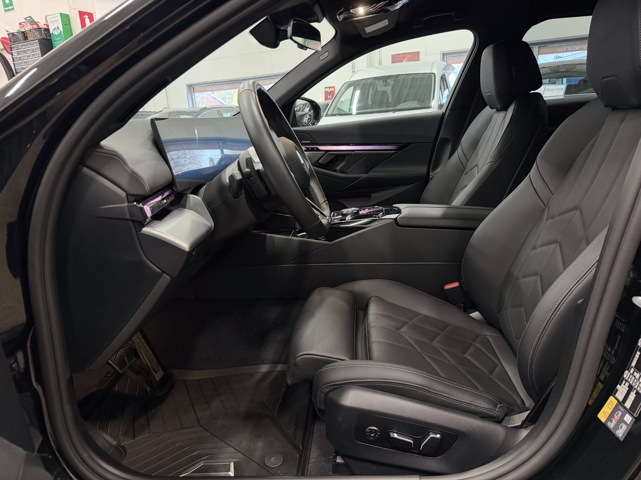 BMW 530 2026, kuva 3/10