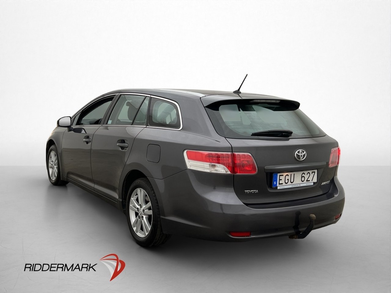 Toyota Avensis 2010, kuva 6/10