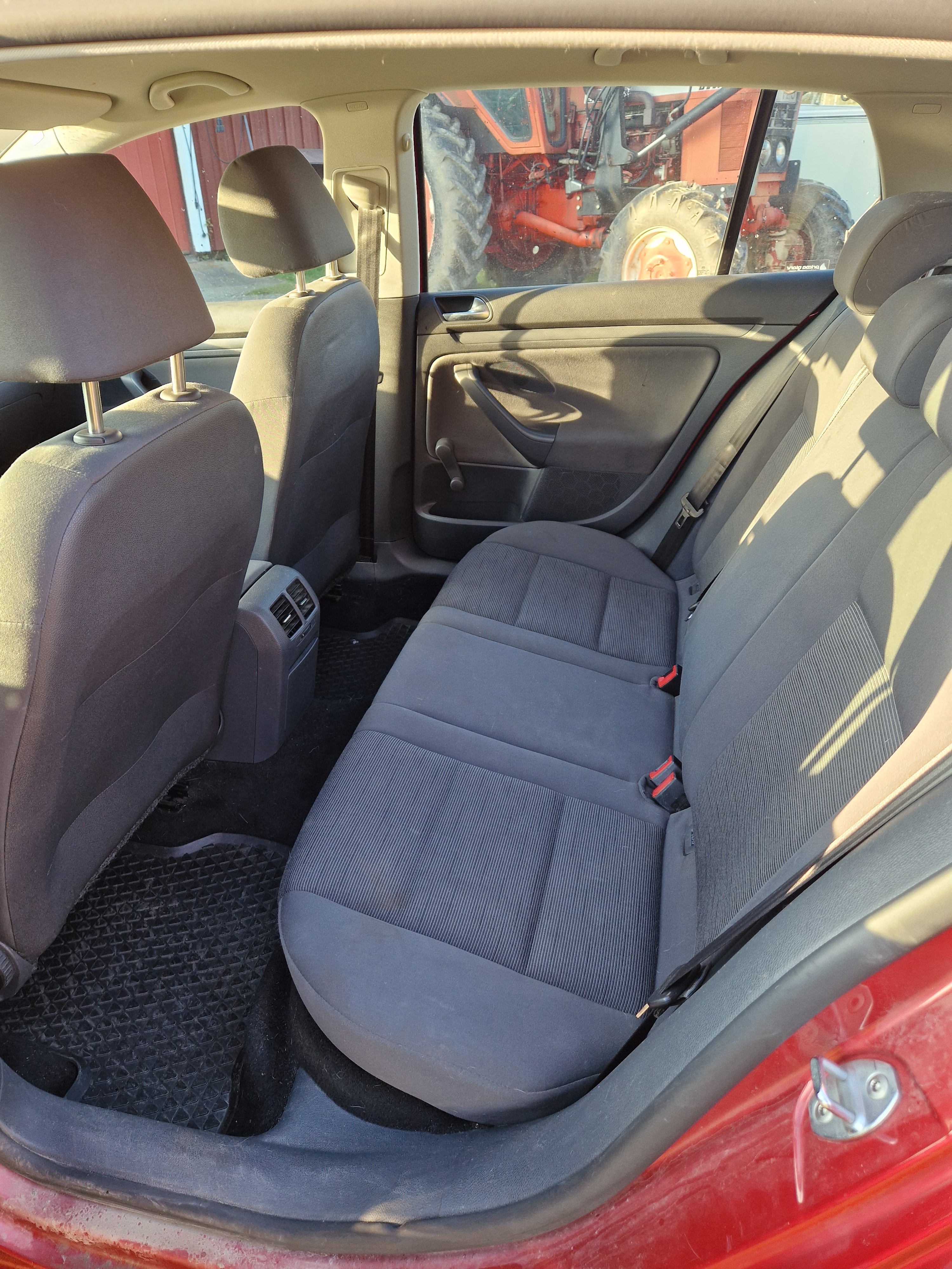 Volkswagen Golf V 5-dörrar 1.6 Manuell 2008, bild 5/5
