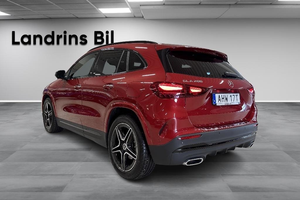 Mercedes-Benz GLA 200 AMG Night 2026, bild 6/10