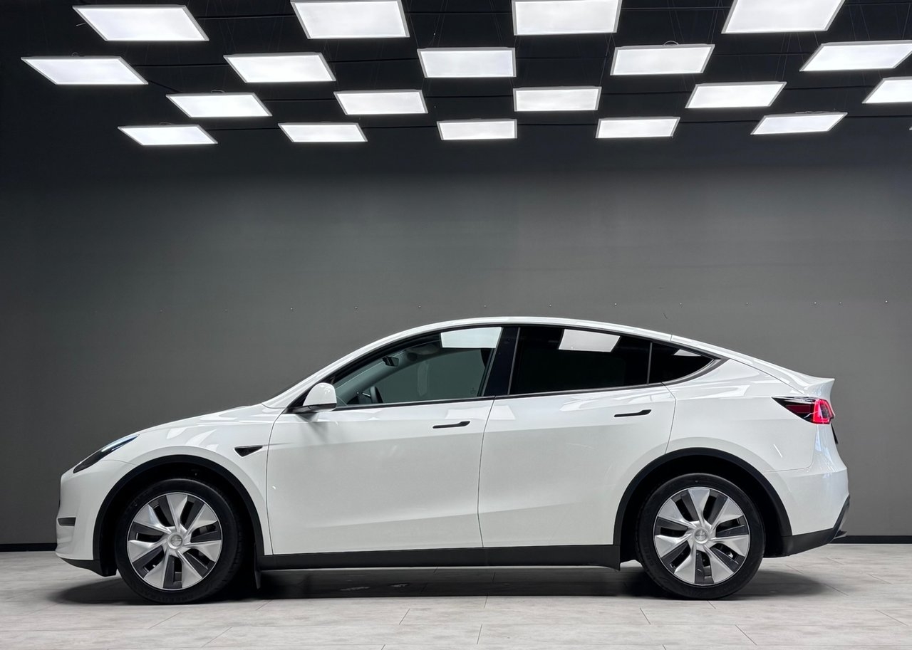 Tesla Model Y 2024, bild 6/10