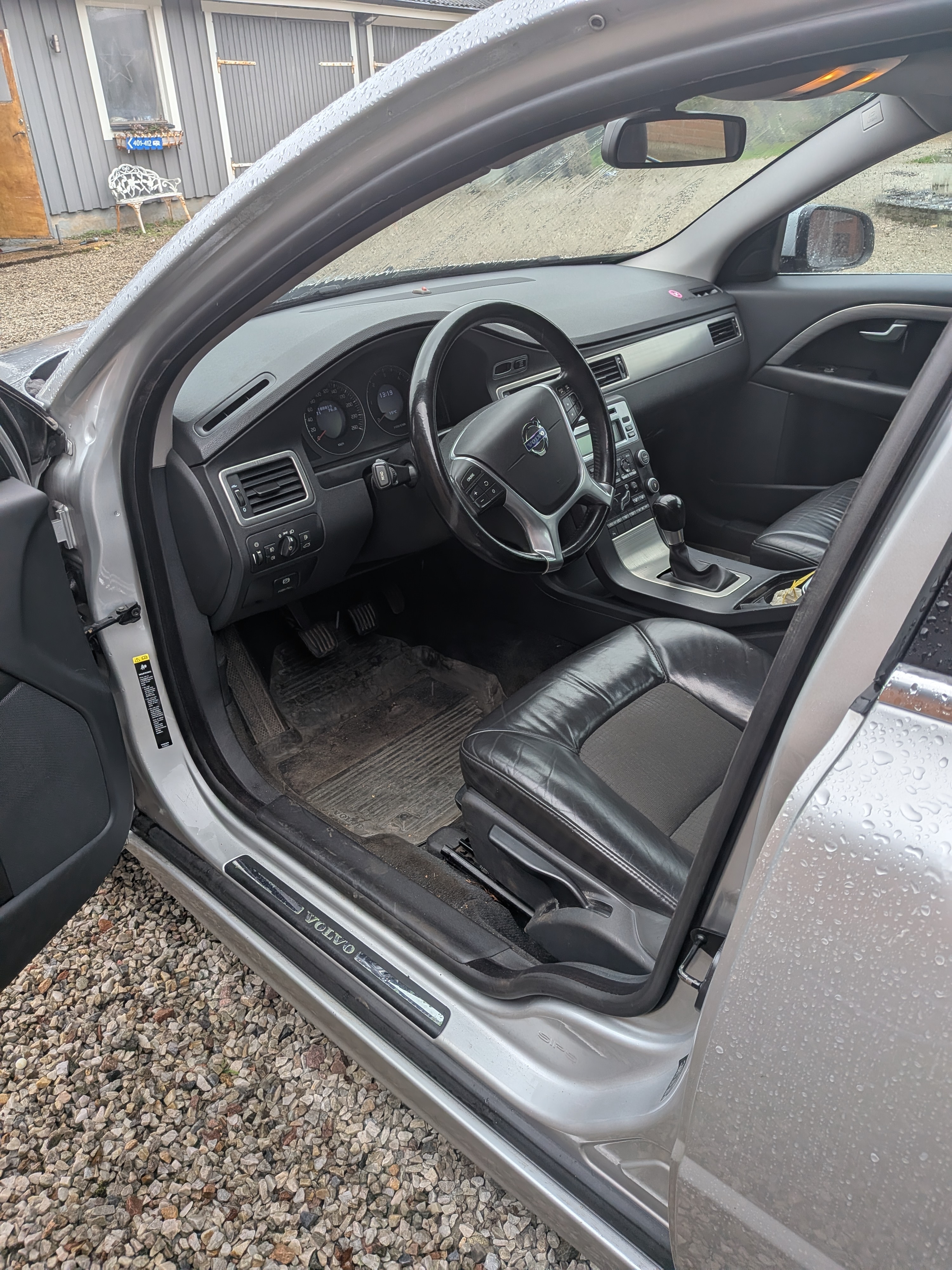 Volvo V70 2.4D Manuell 2010, bild 3/3