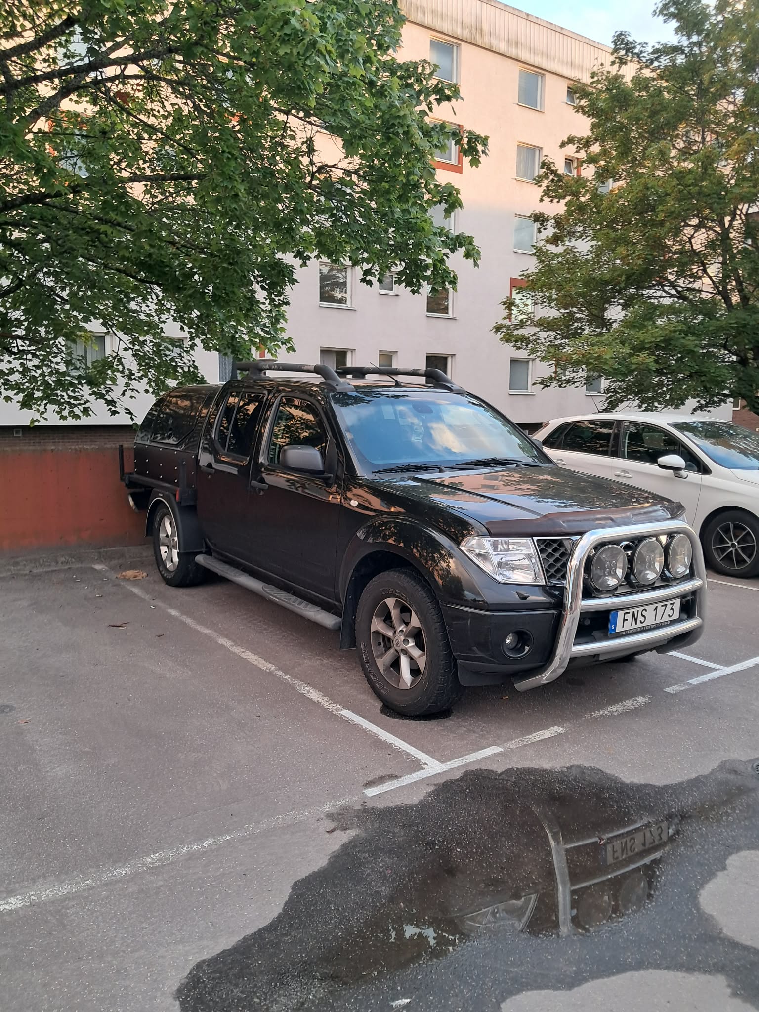 Nissan Navara 2007, bild 2/5