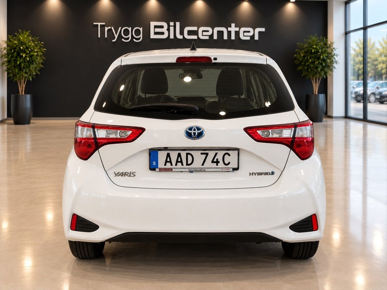 Toyota Yaris Hybrid e-CVT, 101hk 2020, photo 4/10