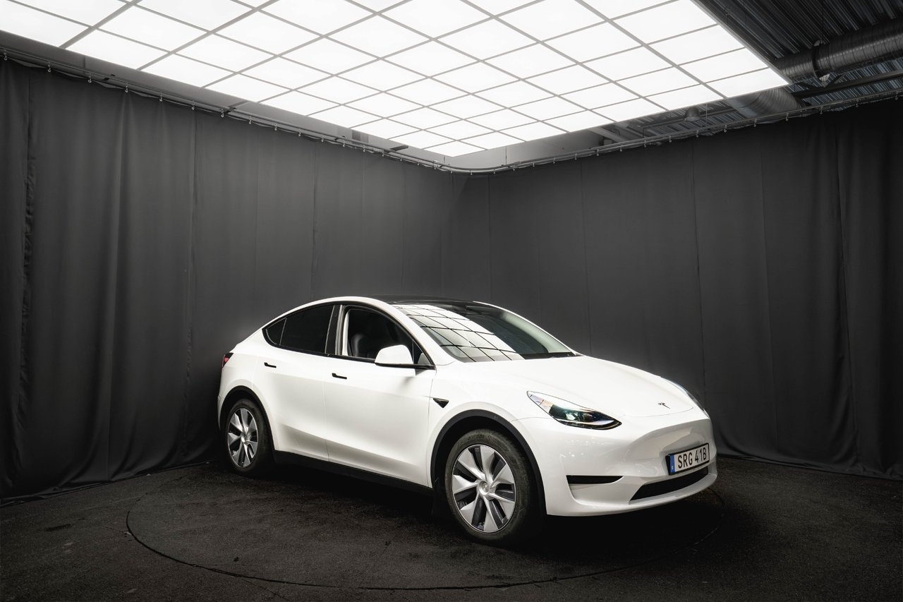 Tesla Model Y 2023, bild 4/10