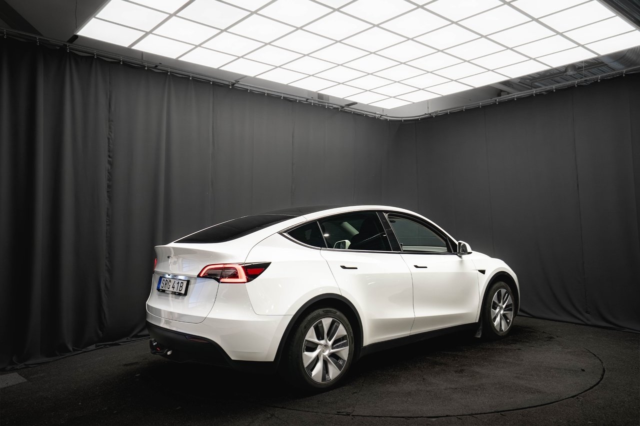 Tesla Model Y 2023, bild 6/10