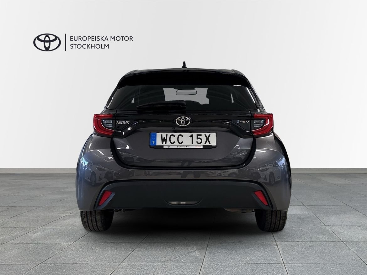 Toyota Yaris 2025, photo 4/10