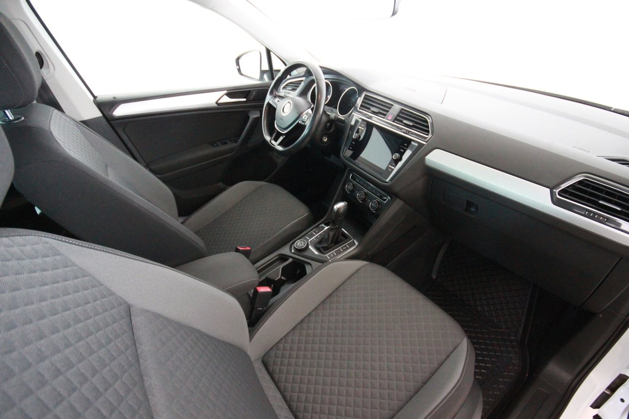 Volkswagen Tiguan 2.0TSI 4Motion Base 2020, bild 4/6