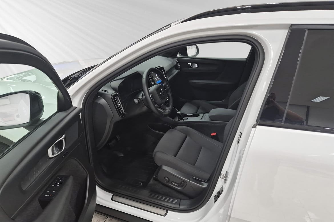 Volvo EX40 2026, bild 7/10
