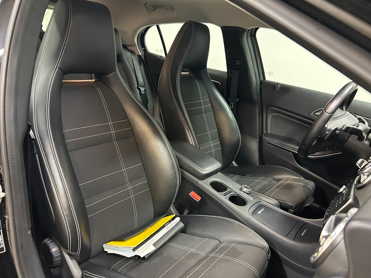Mercedes-Benz GLA 2016, photo 5/10
