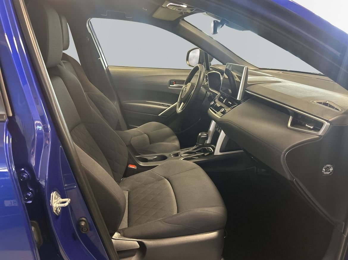 Toyota Corolla Cross 2025, photo 6/10