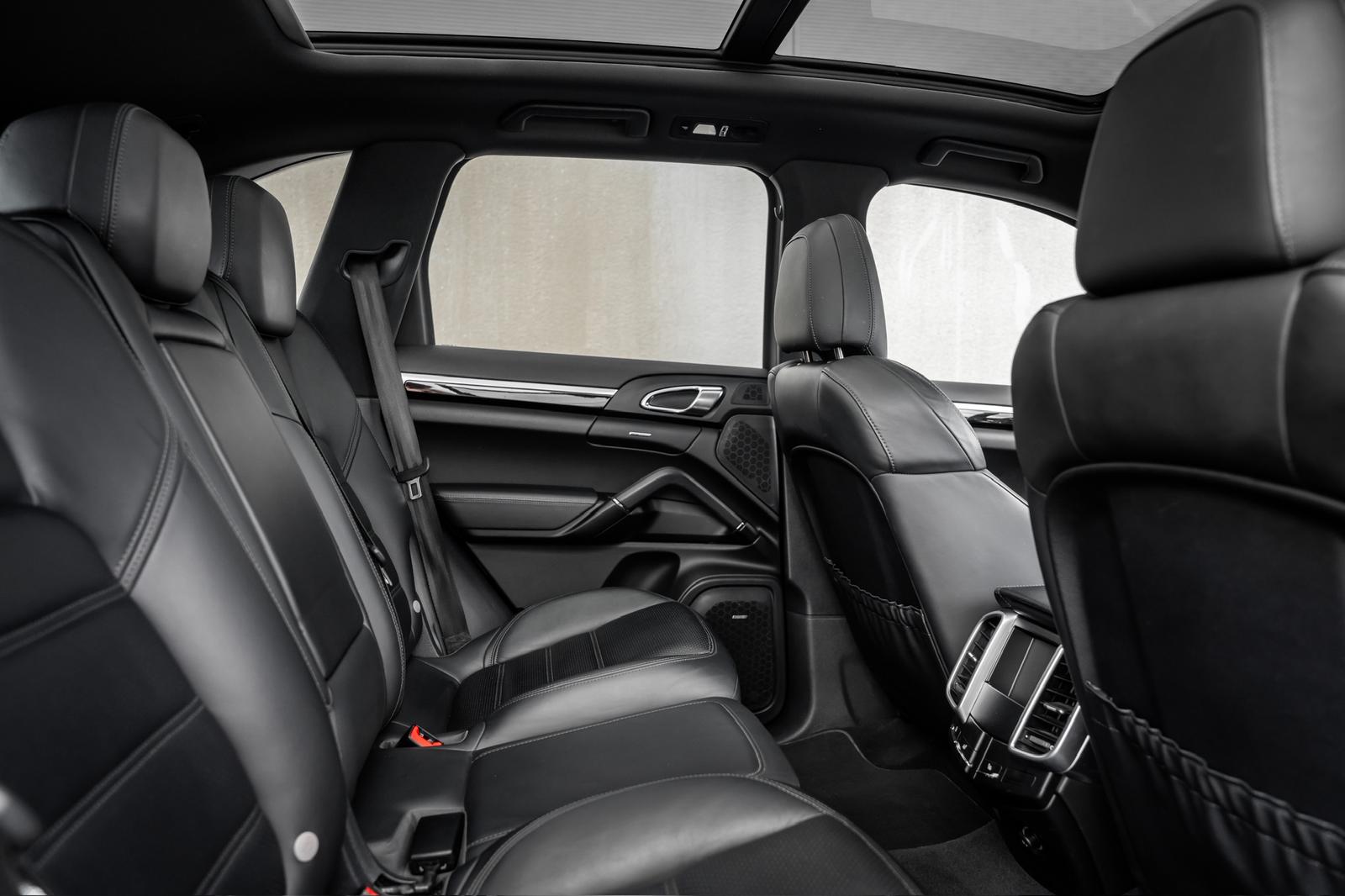 Porsche Cayenne 262 hk 2016, kuva 6/9