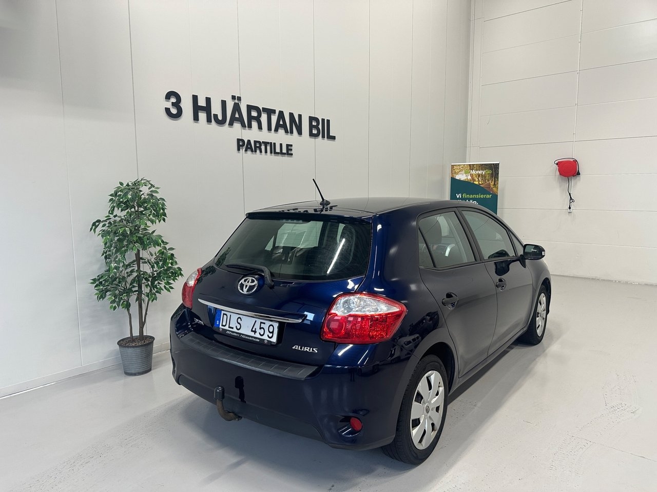 Toyota Auris 1.6 Valvematic Entry 2011, bild 4/10