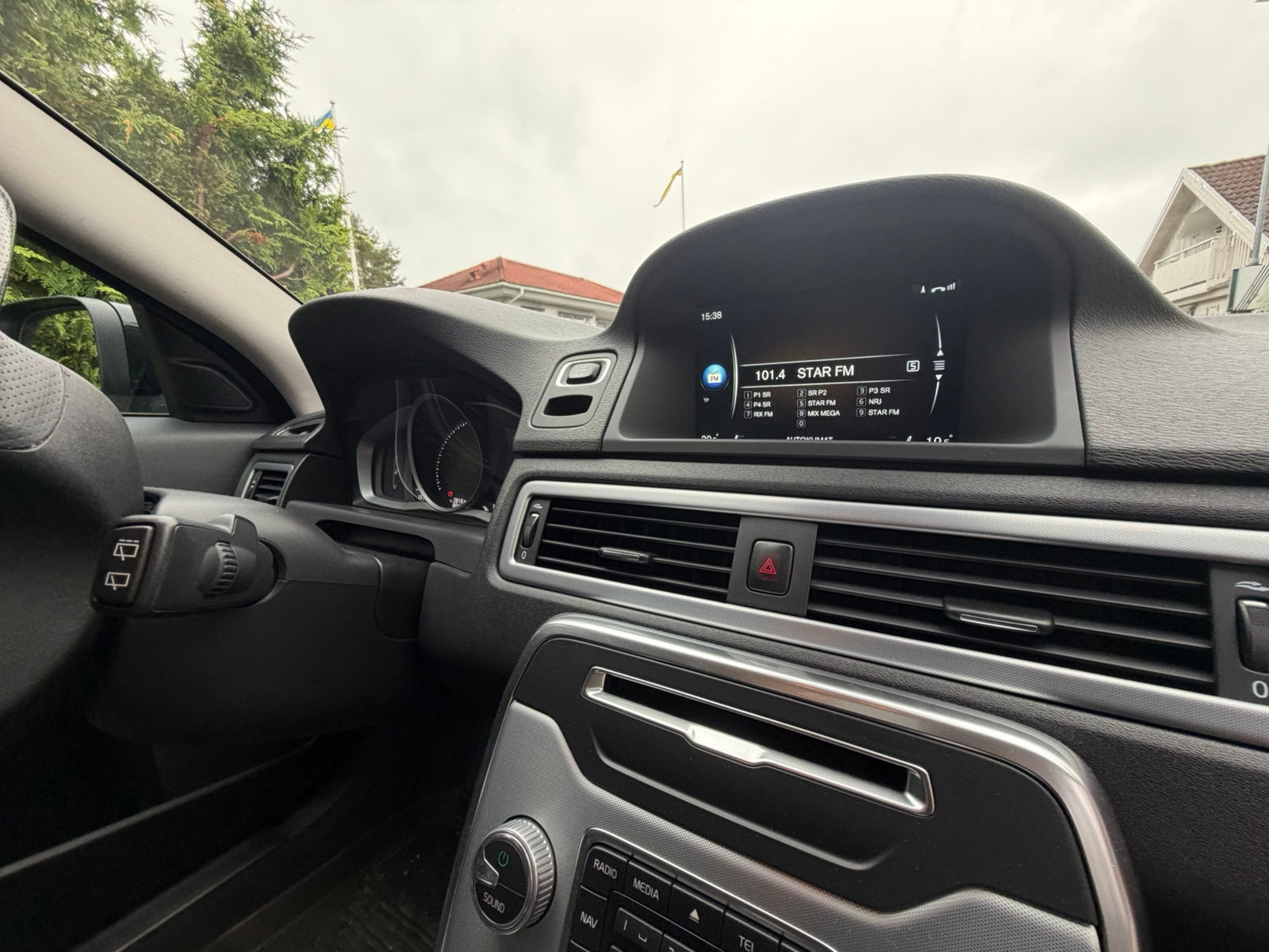 Volvo XC70 D4 AWD Geartronic 2016, bild 4/10
