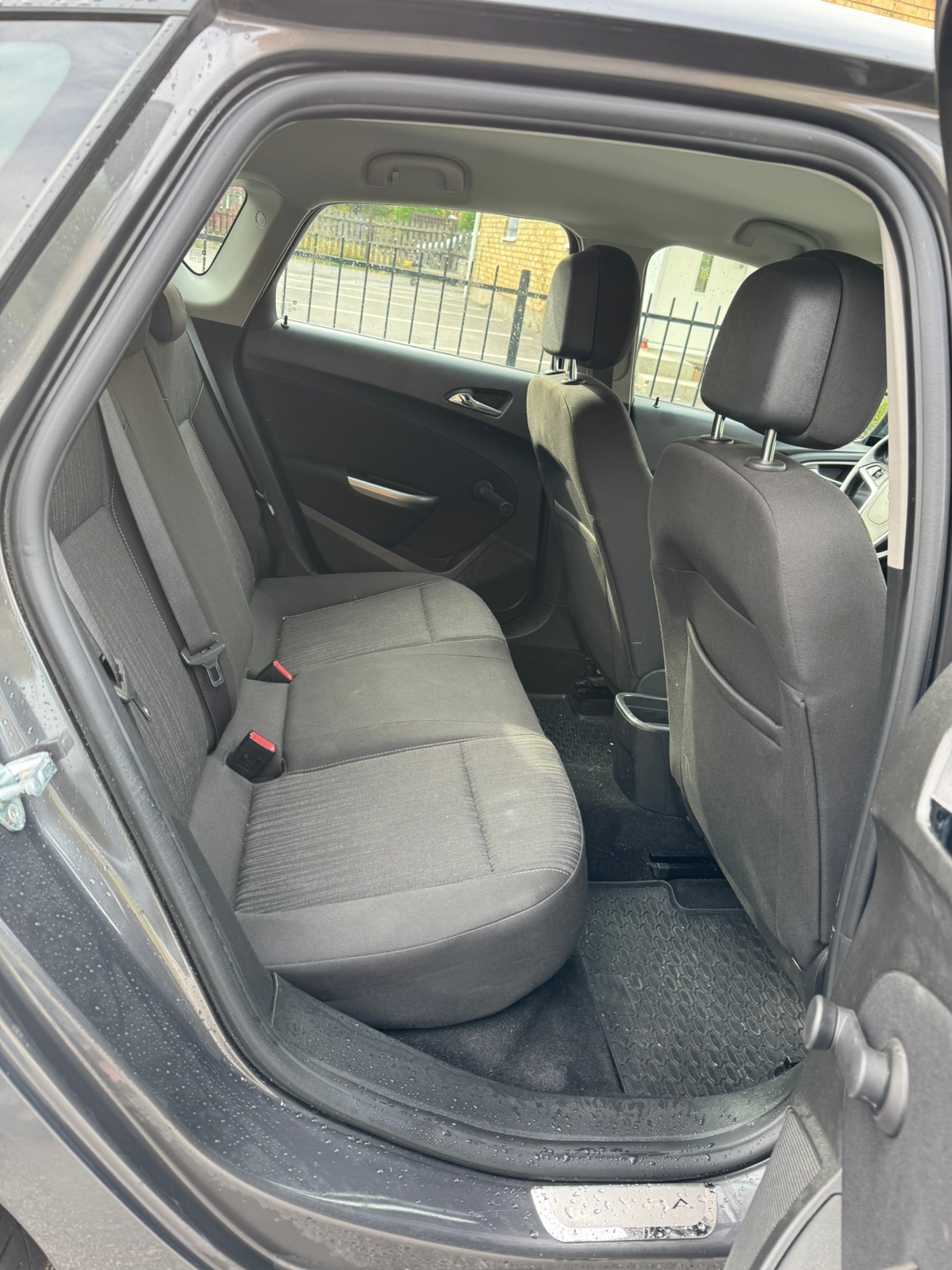 Opel Astra 1.7 CDTI Manuell 2012, photo 6/7